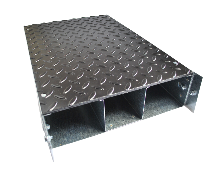 chequer plate trunking