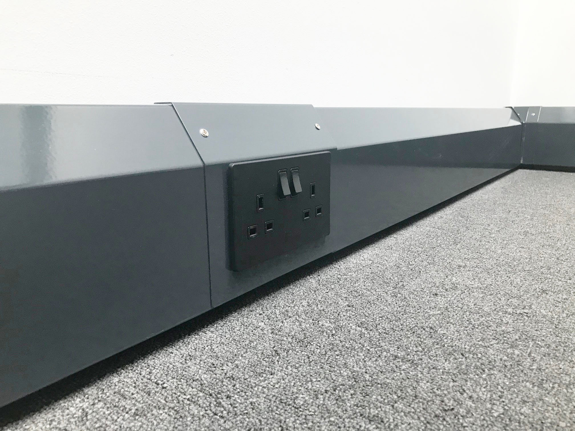 Skirting, Dado Trunking - Internet Electrical